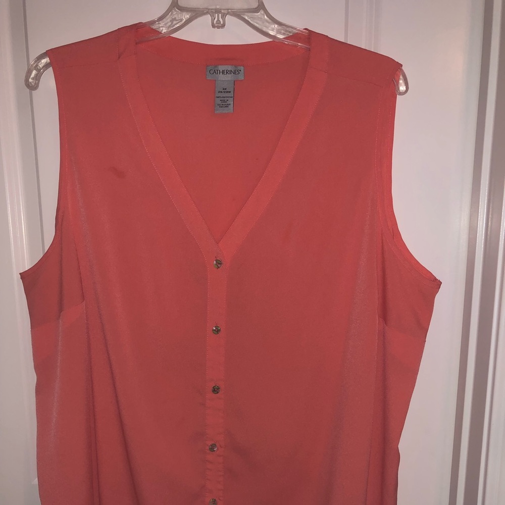 Catherine’s V neck Sleeveless blouse